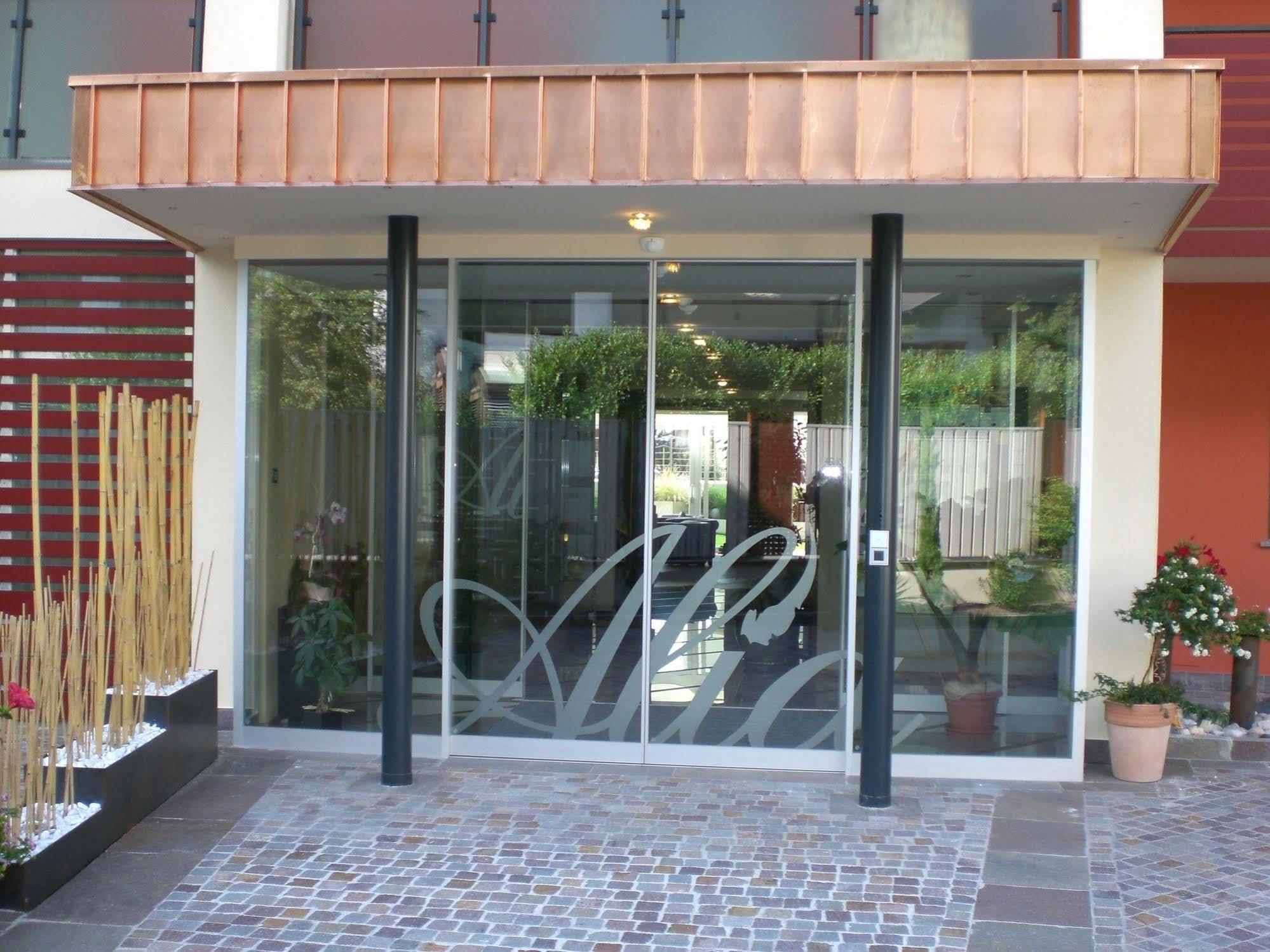 Alia Appartements & Wellness Lagundo Exterior photo