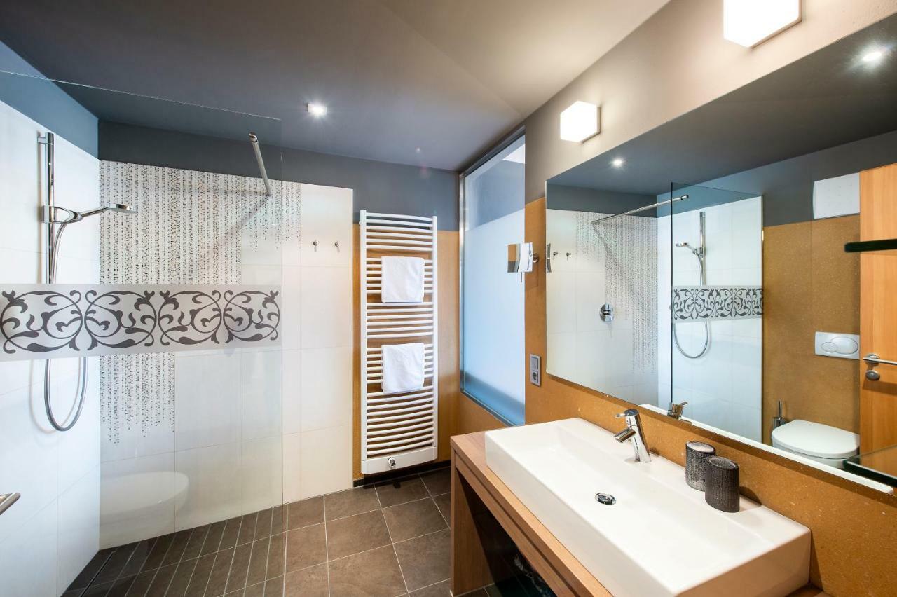 Alia Appartements & Wellness Lagundo Exterior photo